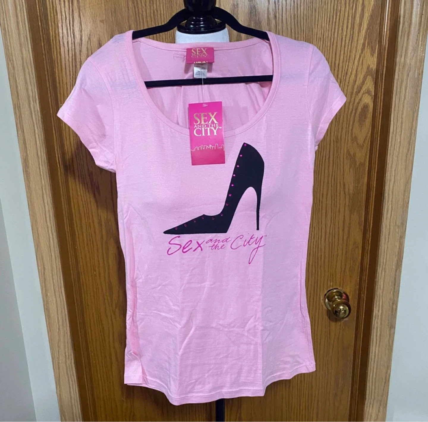 Sex and the city scoop neck top