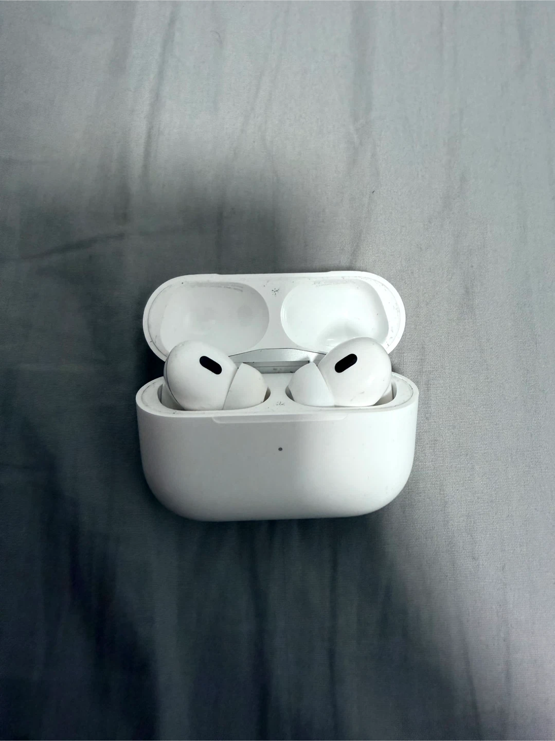 Apple AirPods Pro (2nd generation) - photo 3