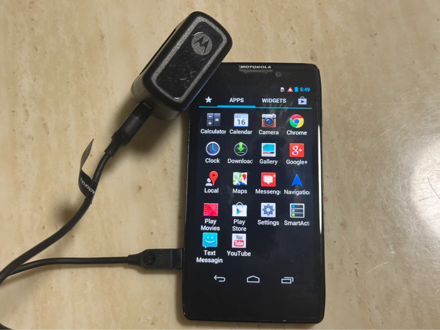 Motorola Droid RAZR HD XT925 Smartphone