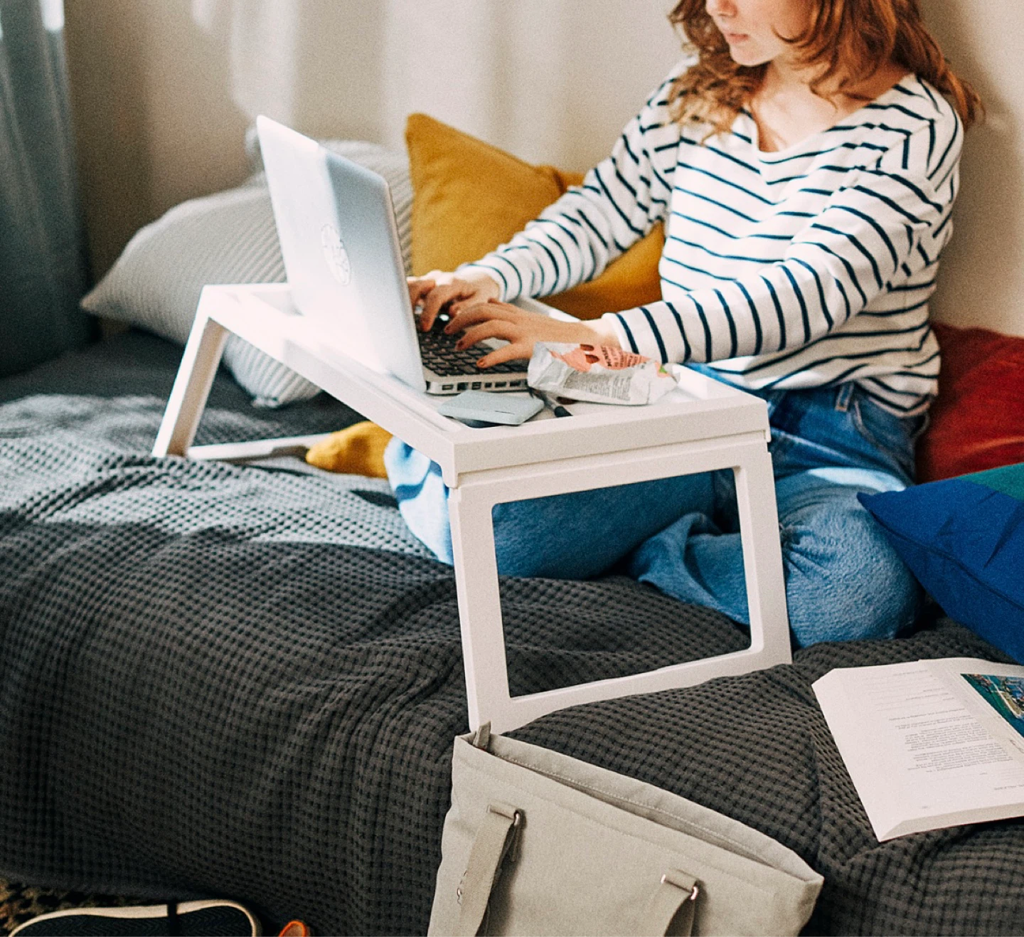 IKEA | White Lap Desk / Bed Tray - photo 2
