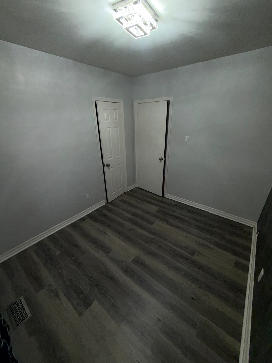 Private Room for Rent $850 All Inclusive - photo 4