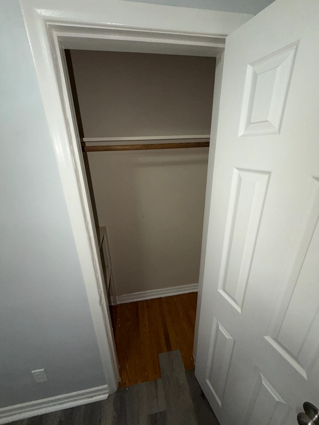 Private Room for Rent $850 All Inclusive - photo 5