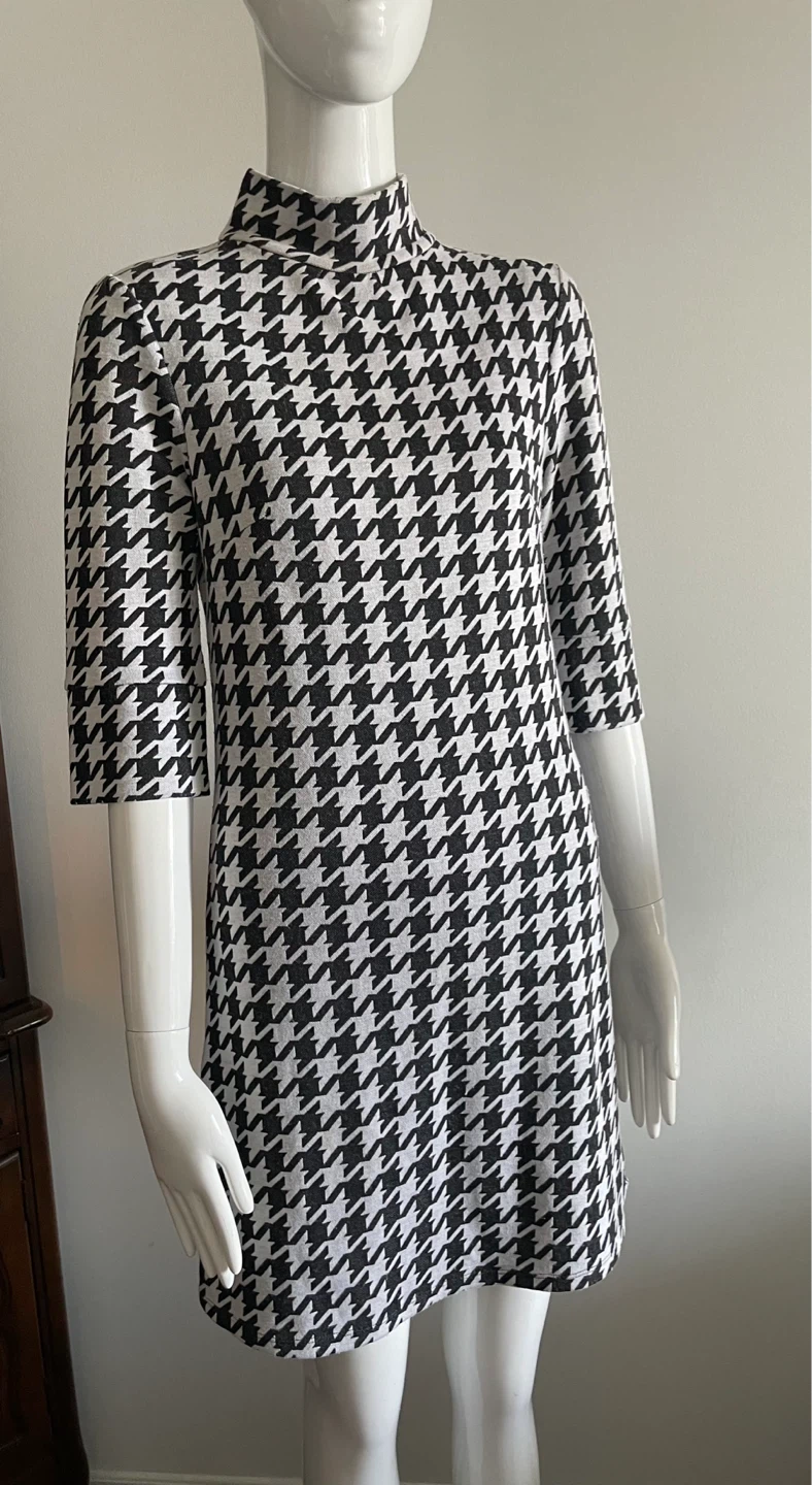 Houndstooth Mock Neck 3/4 Sleeve Mini Dress