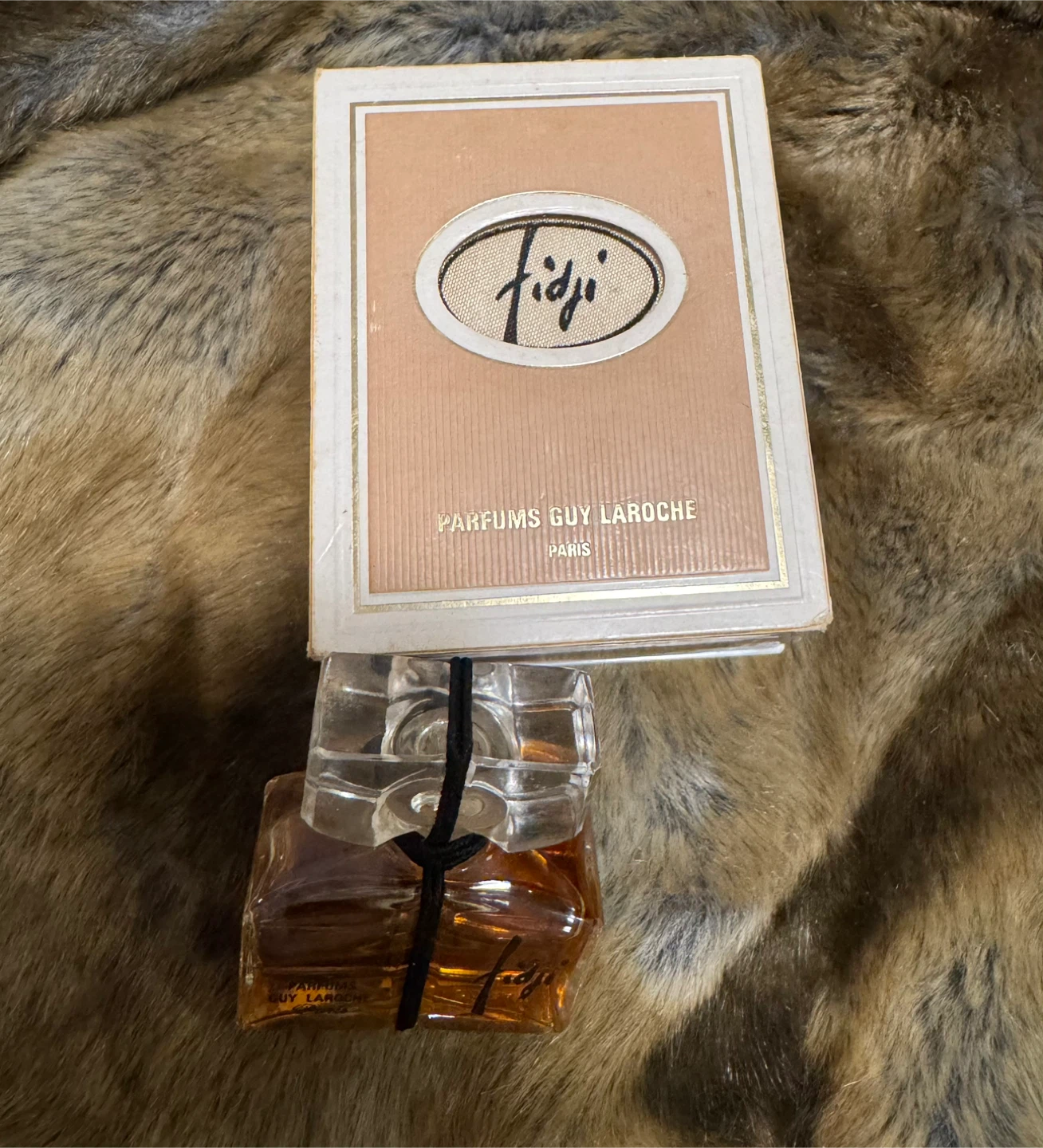 Guy Laroche Fidji Perfume 7ml in sealed bottle - photo 3