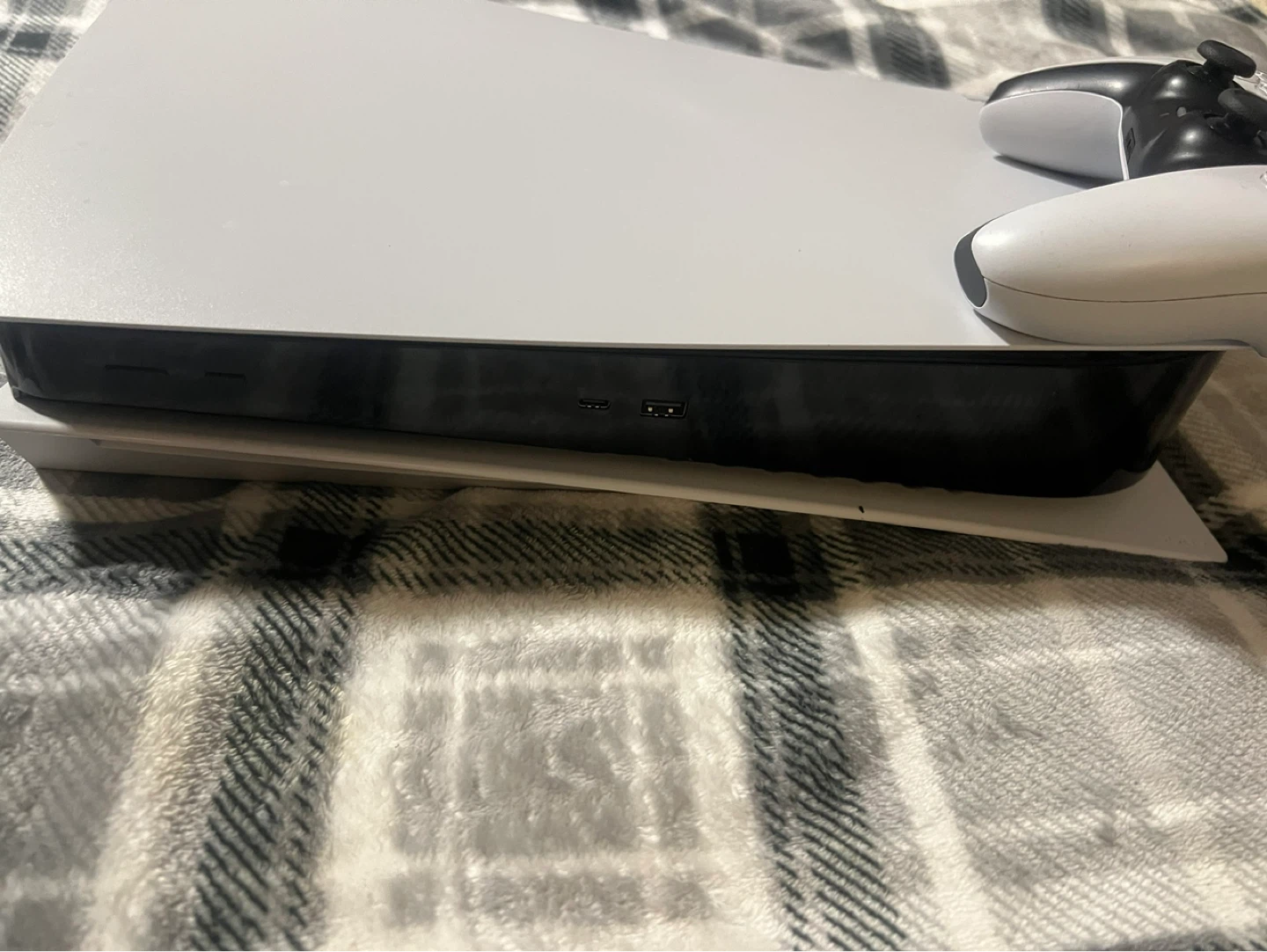 Sony PlayStation 5 Console - photo 2