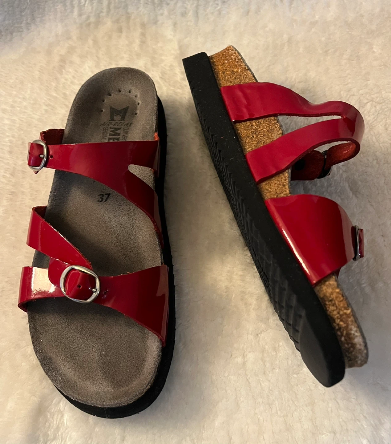 Mephisto Red Patent Leather Sandals Size 7.5 - photo 3