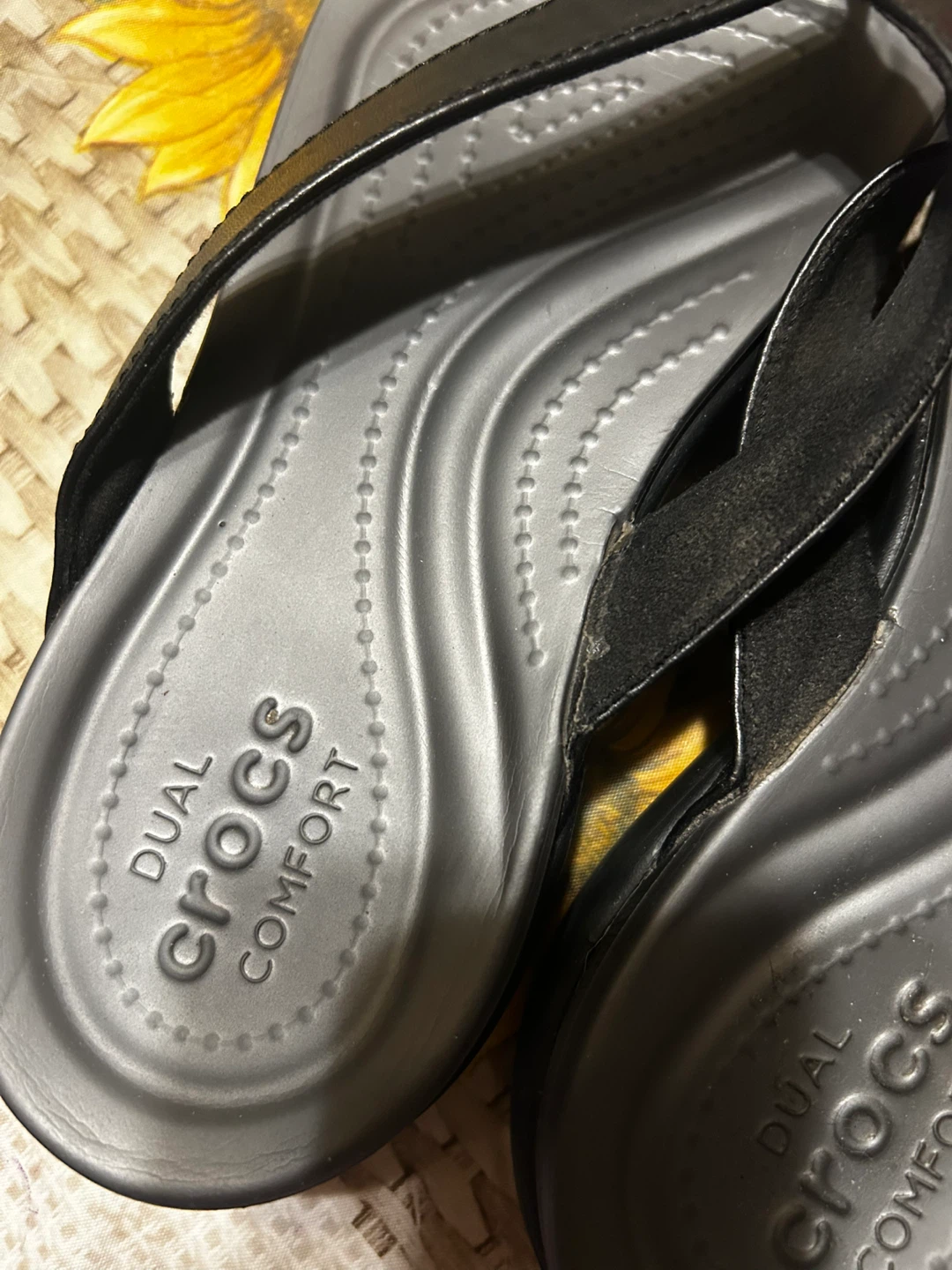 Crocs Dual Comfort Flip Flops Size 10 Women's - photo 2