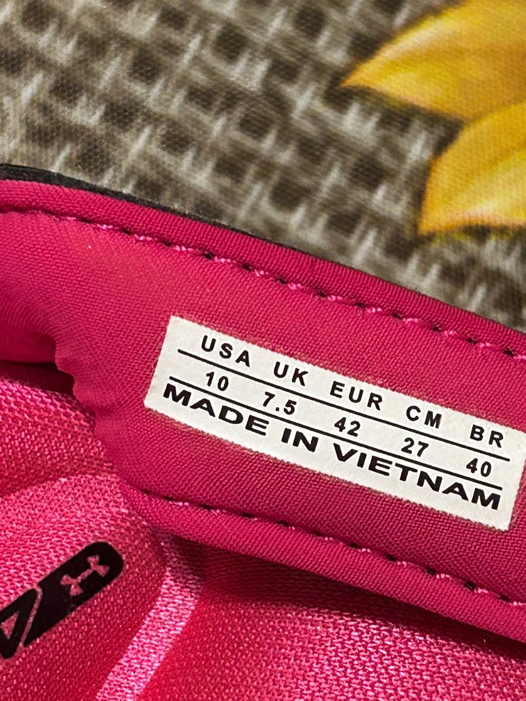 Under Armour Women's Flip Flops Size 10 - photo 4