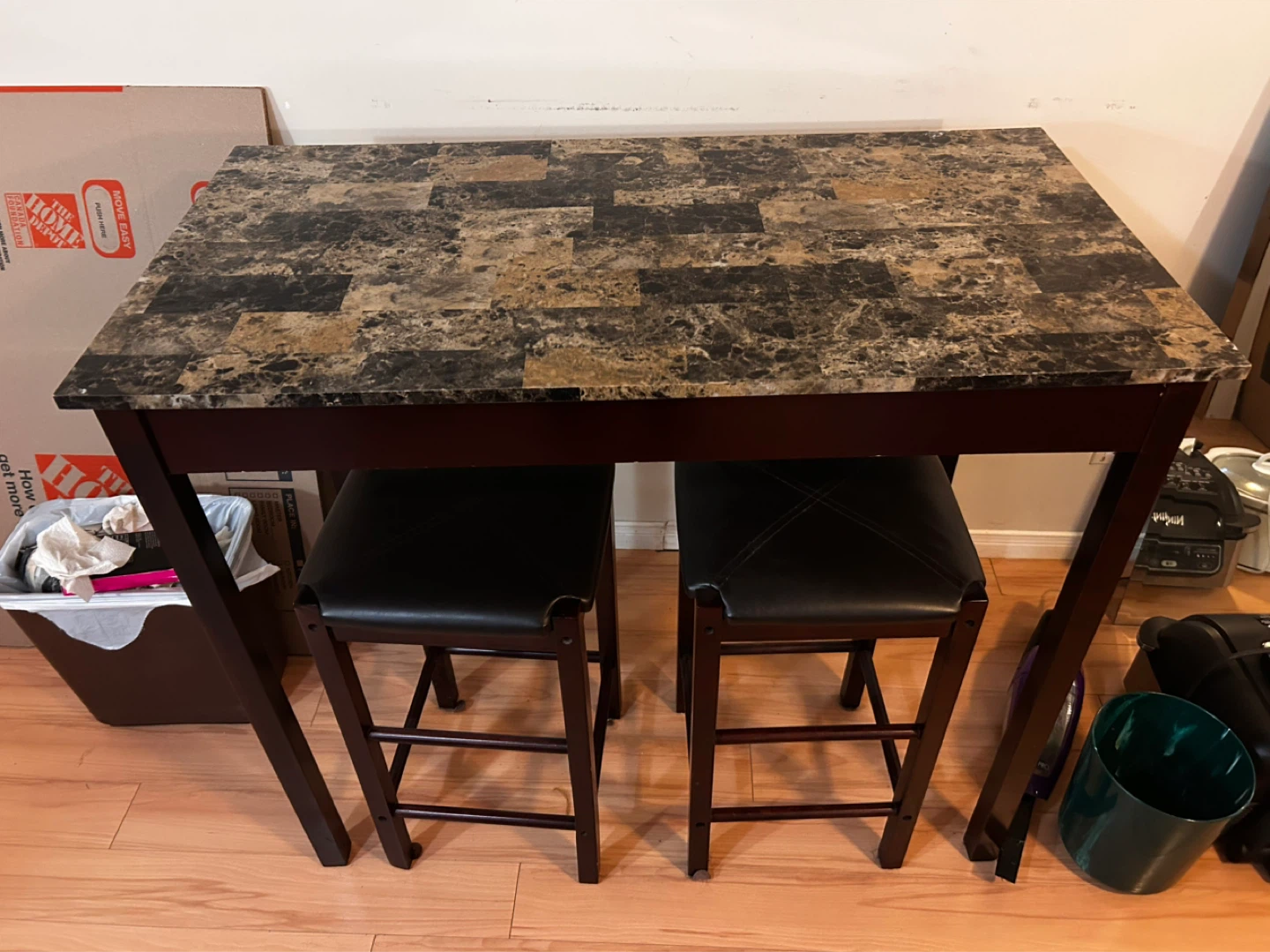Counter Height Dining Set with 2 Stools