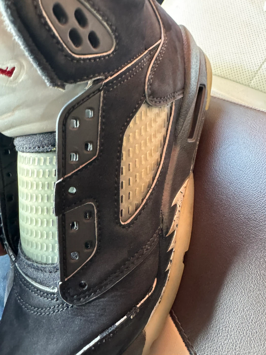 Air Jordan 5 Retro Kids Size 5.5Y Shoes - photo 3
