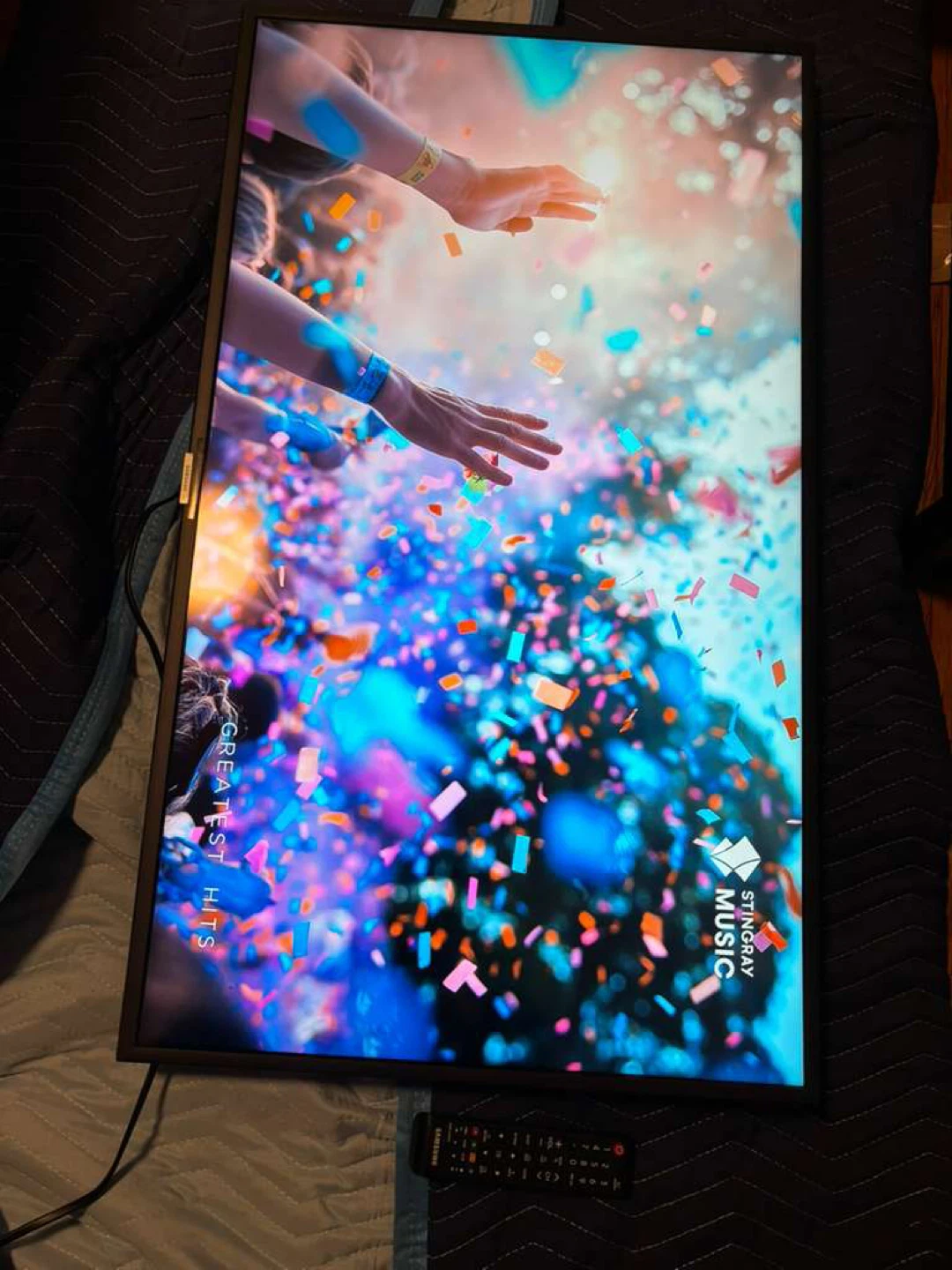 Samsung 40 inch Smart TV - photo 3