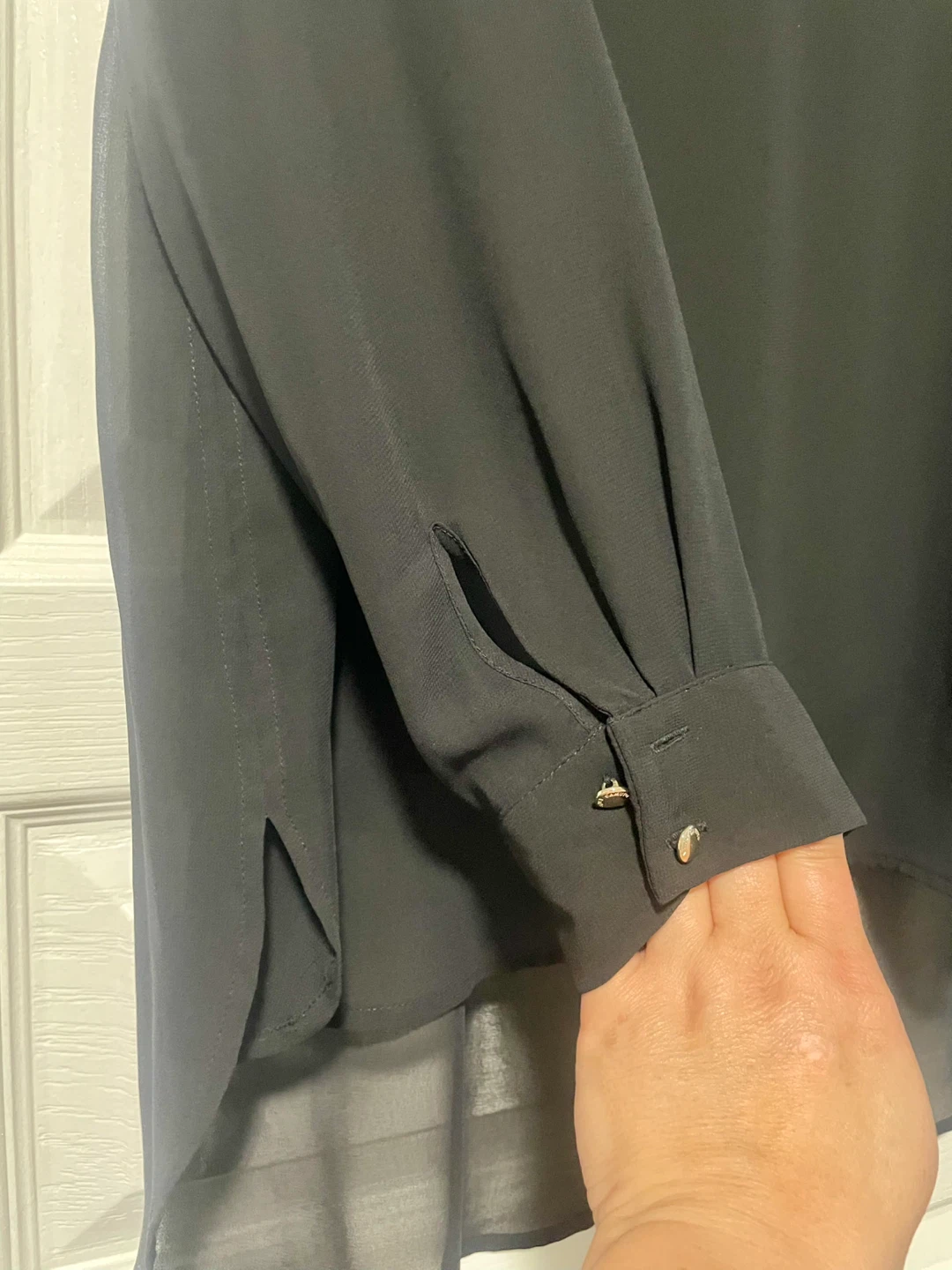 Vince Camuto Black Sheer Sleeve Blouse - Size M - photo 2
