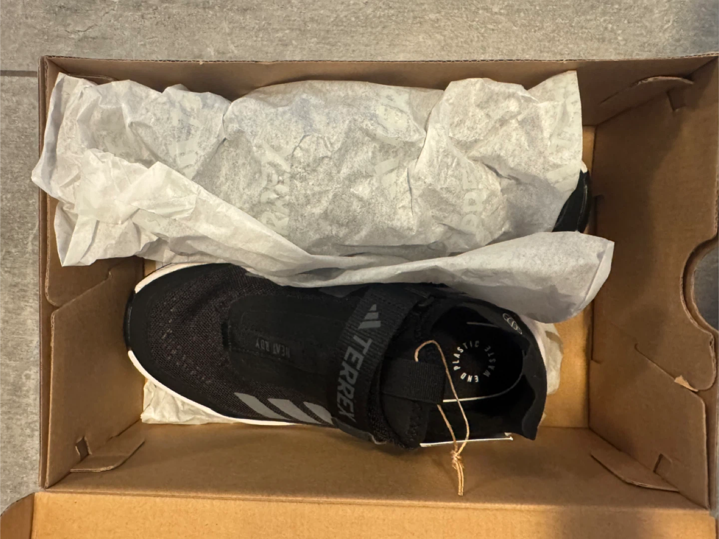 NEW Adidas Terrex Voyager 21 Slip-On K - Youth Size 2.5 (Black) - photo 5