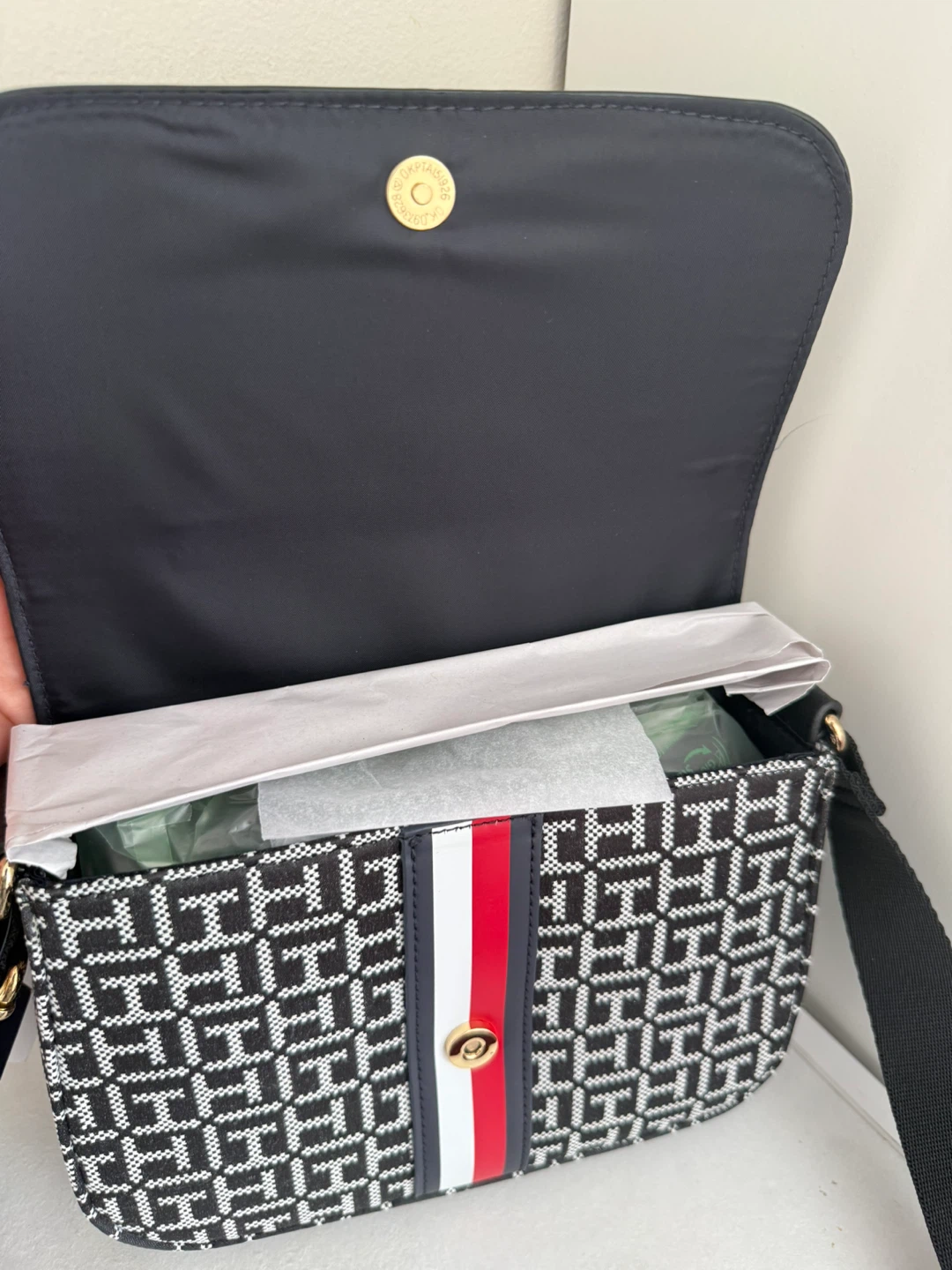 Tommy Hilfiger Monogram Crossbody Bag - photo 4