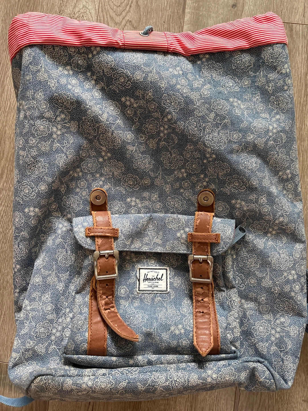 Herschel Backpack - Blue Floral Pattern