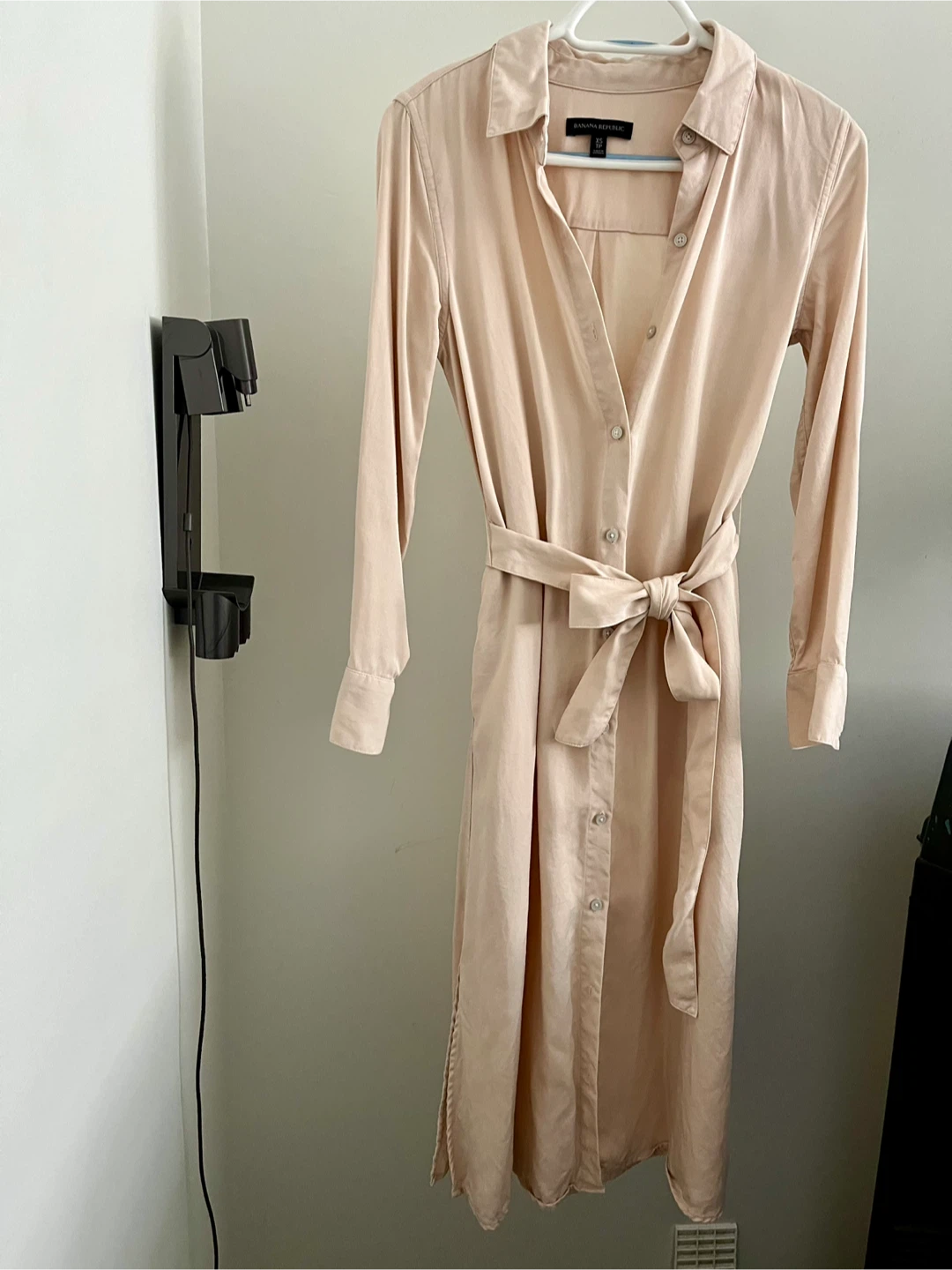 Banana Republic Tan Button-Up Midi Dress with Belt