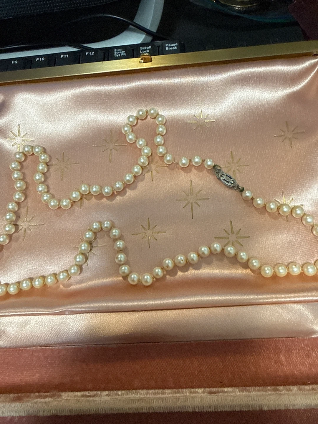 Faux Pearl Necklace - photo 2