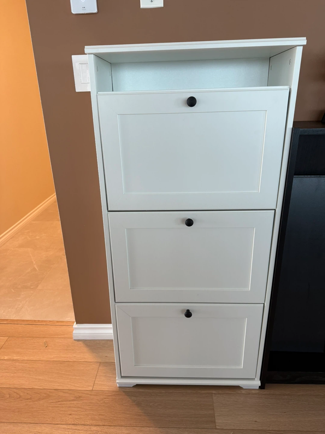 White 3-Drawer Shoe Cabinet - photo 3