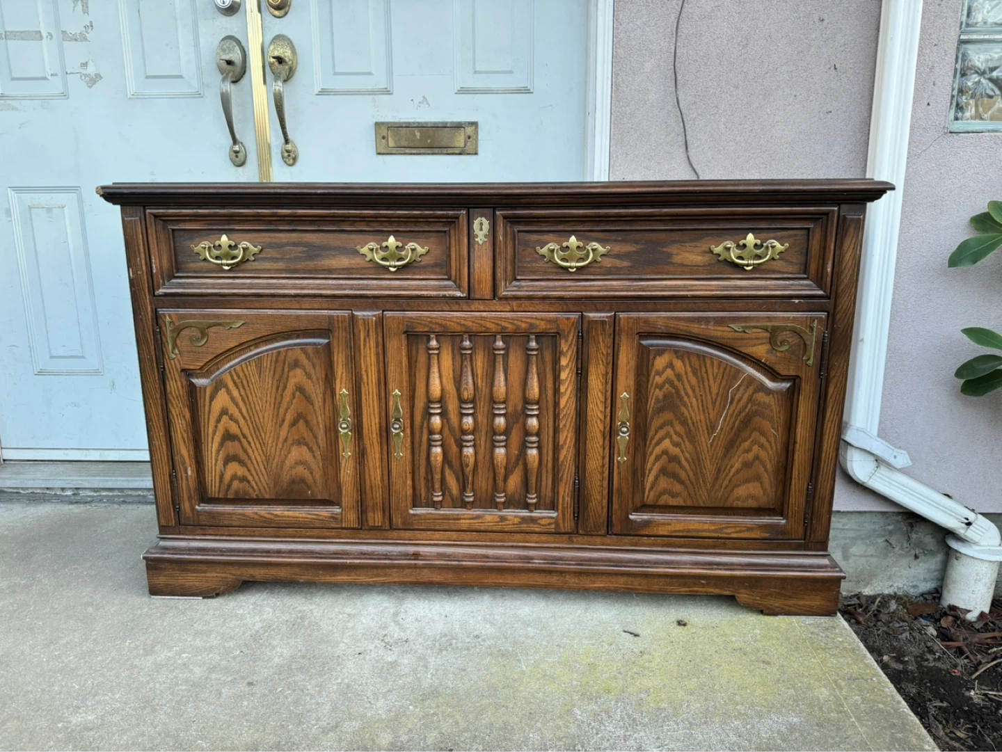 Solid Wood Sideboard Dresser with Drawers and Cabinets