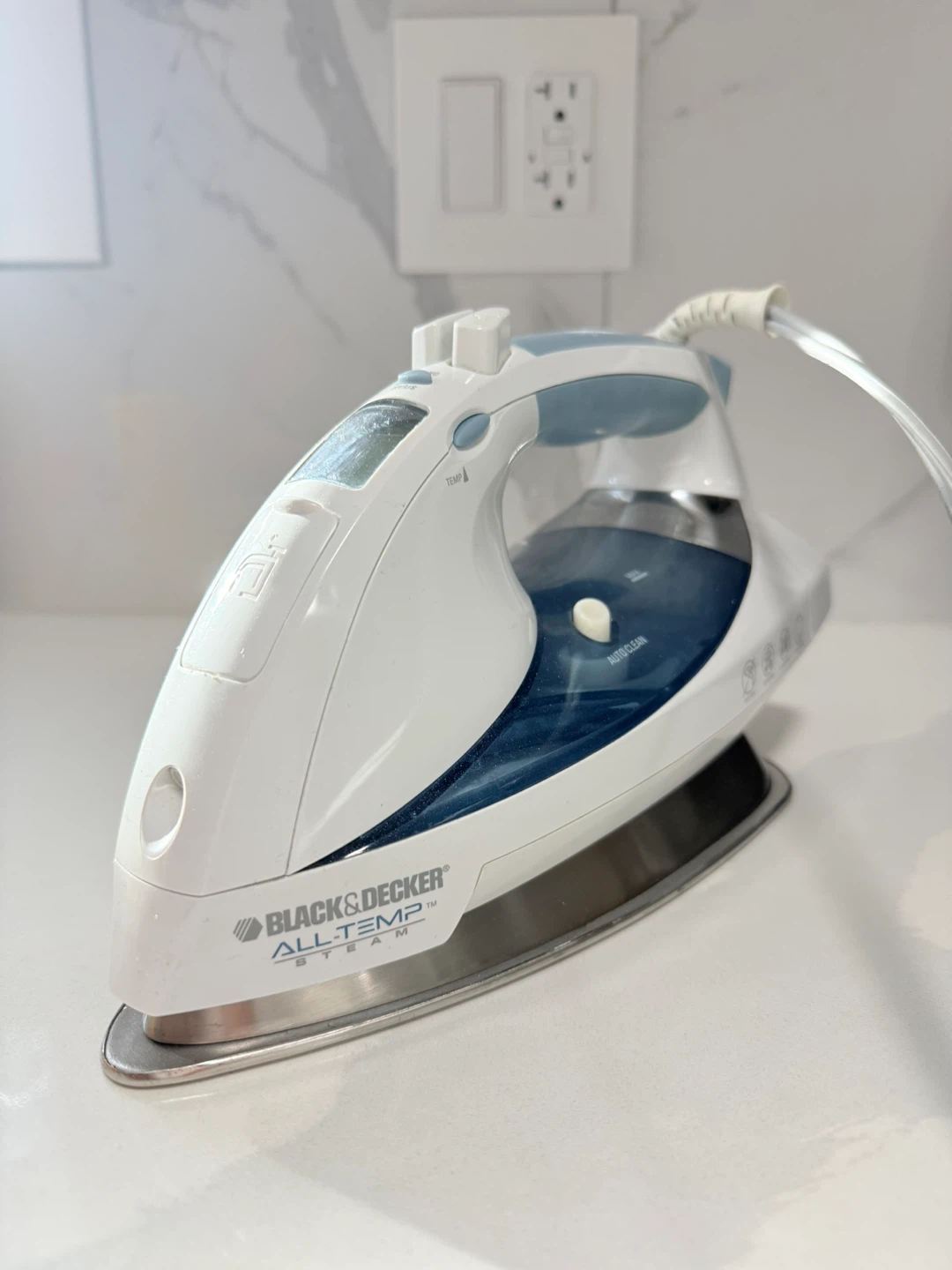 Black and decker Iron - photo 3