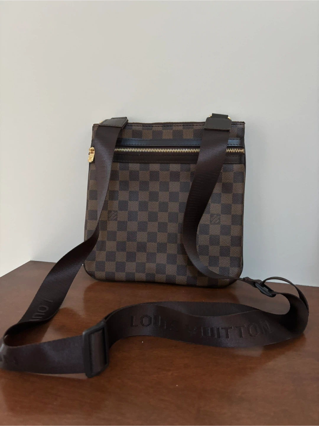 Louis Vuitton Damier Ebene Messenger Bag