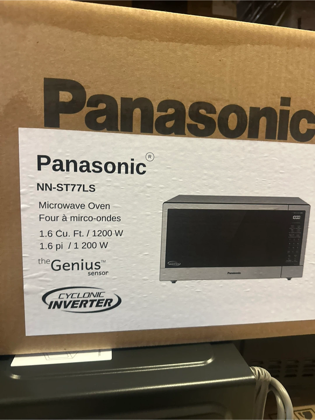 Panasonic NN-ST77LS Microwave Oven 1.6 Cu. Ft. 1200W