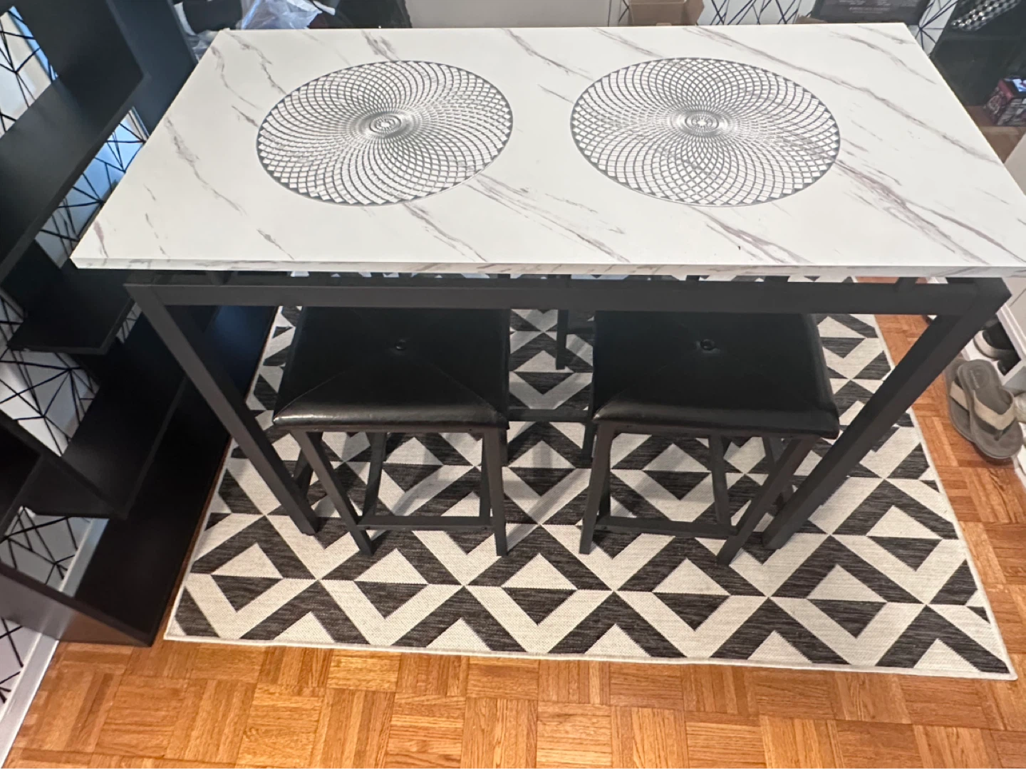 Bar Table and Stools Set - photo 3