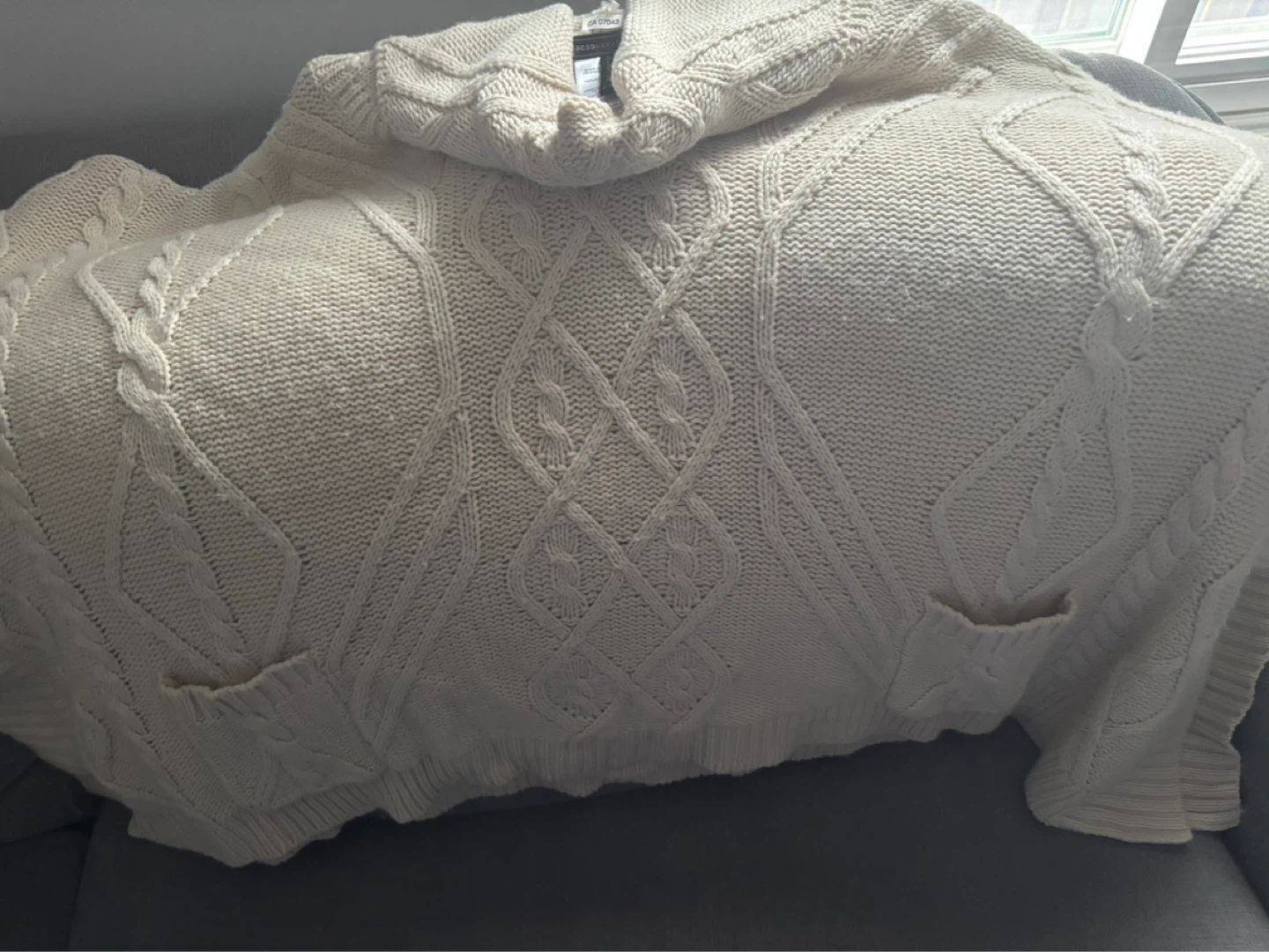 BCBGMAXAZRIA Cream Cable Knit Poncho - photo 3