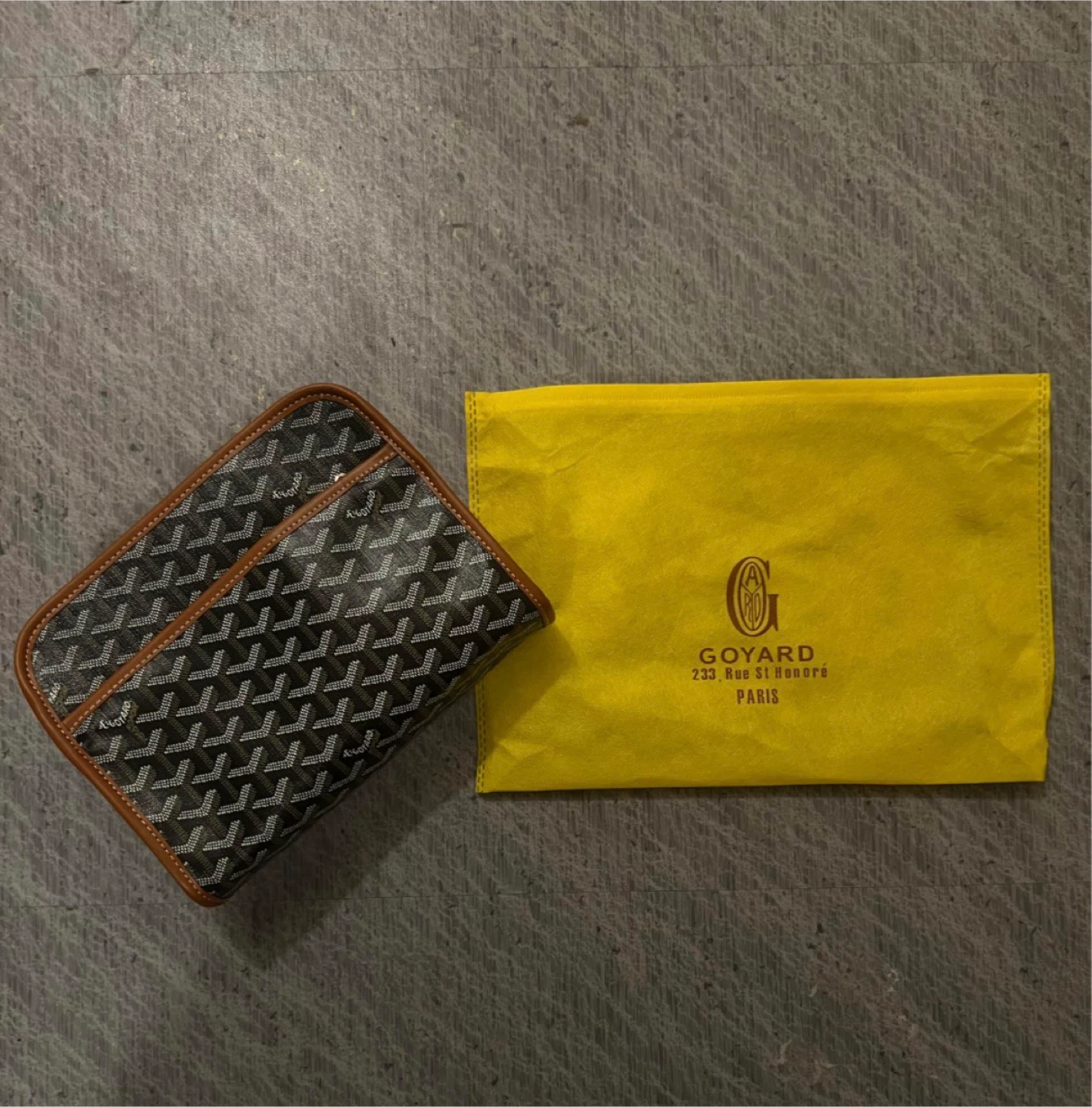 Goyard Cosmetic Pouch - photo 2