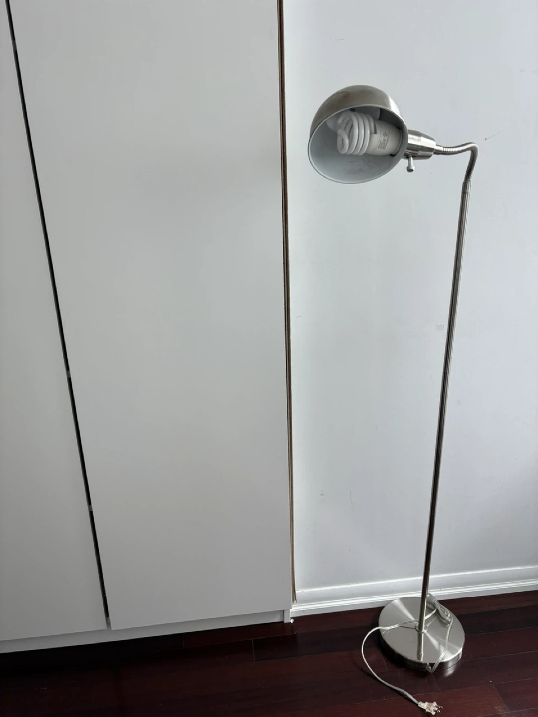 Modern Silver Arc Floor Lamp - photo 3