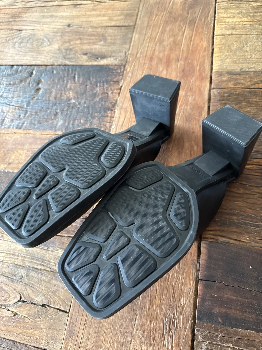 Vagabond Shoemakers Black Leather Square Toe Mules - photo 2