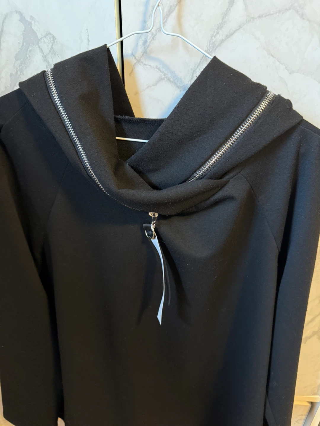 Women light hoodie size large - photo 3