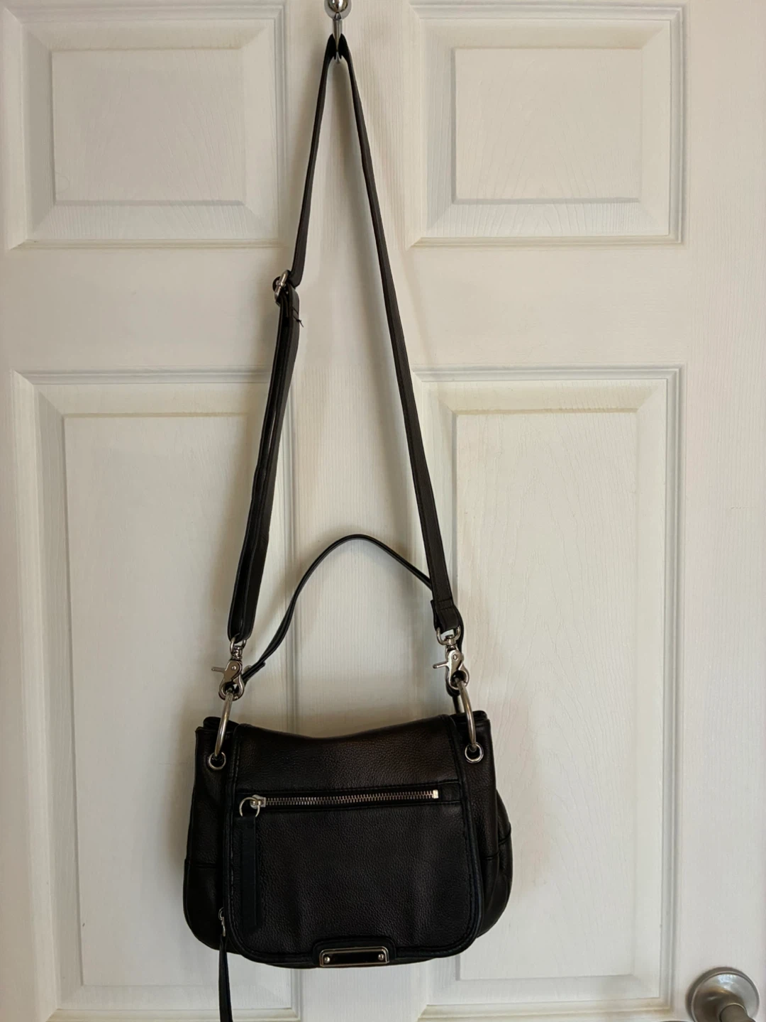 Danier Leather Black Crossbody Bag - photo 3