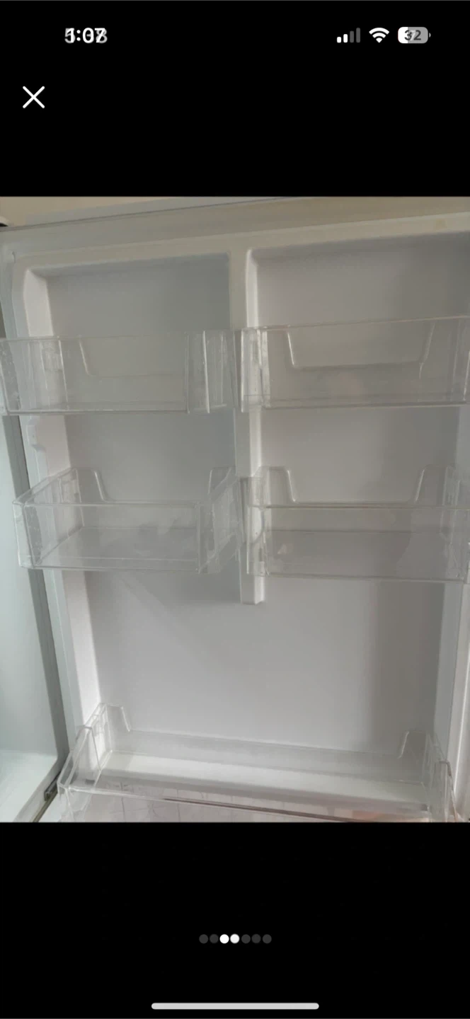 Fridge - photo 2