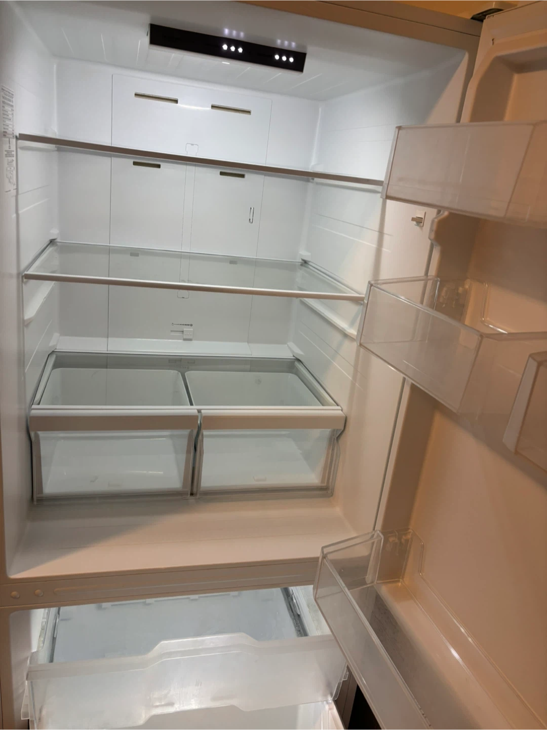 Fridge - photo 3