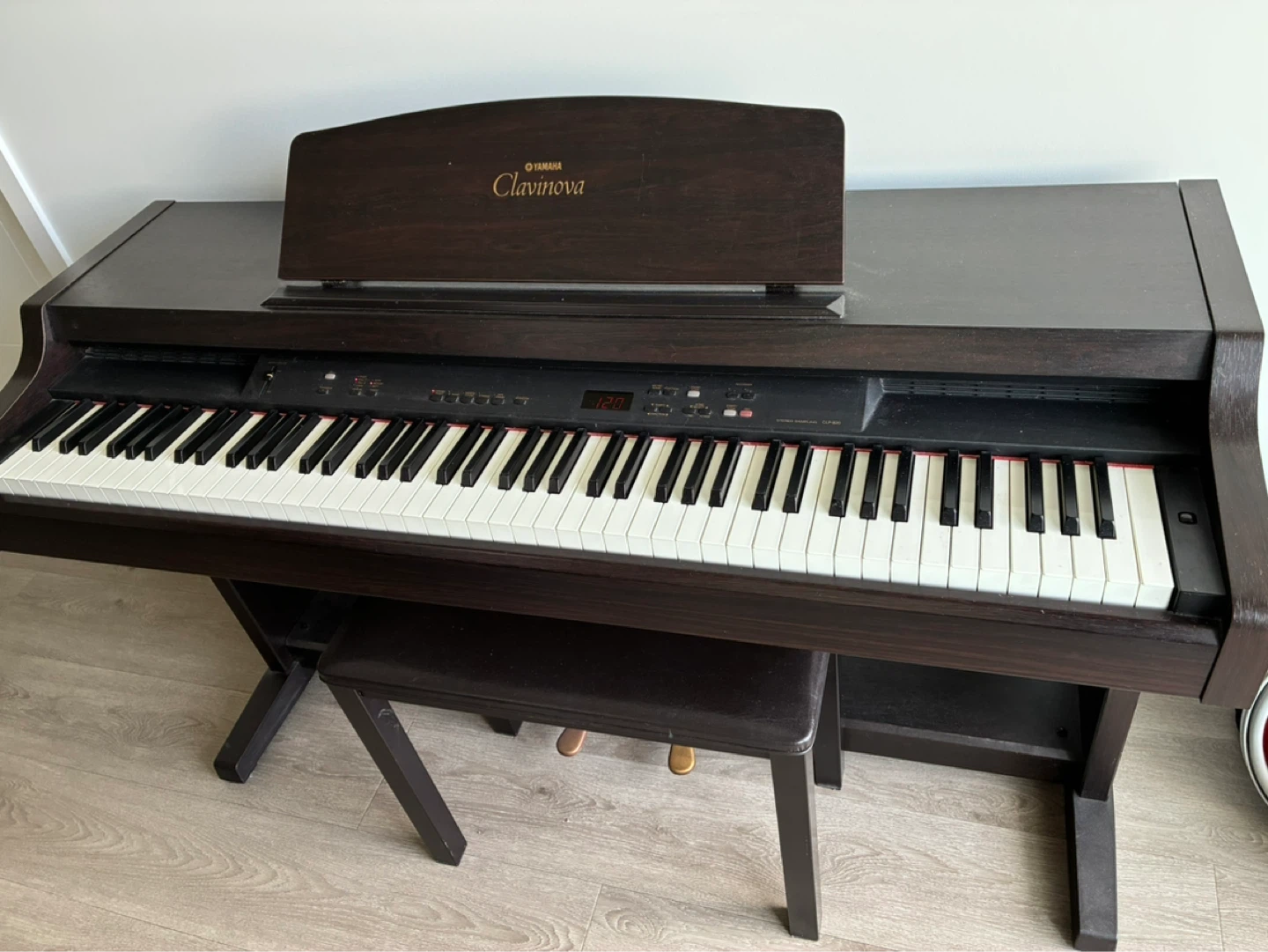 Yamaha Clavinova CLP-820S Digital Piano