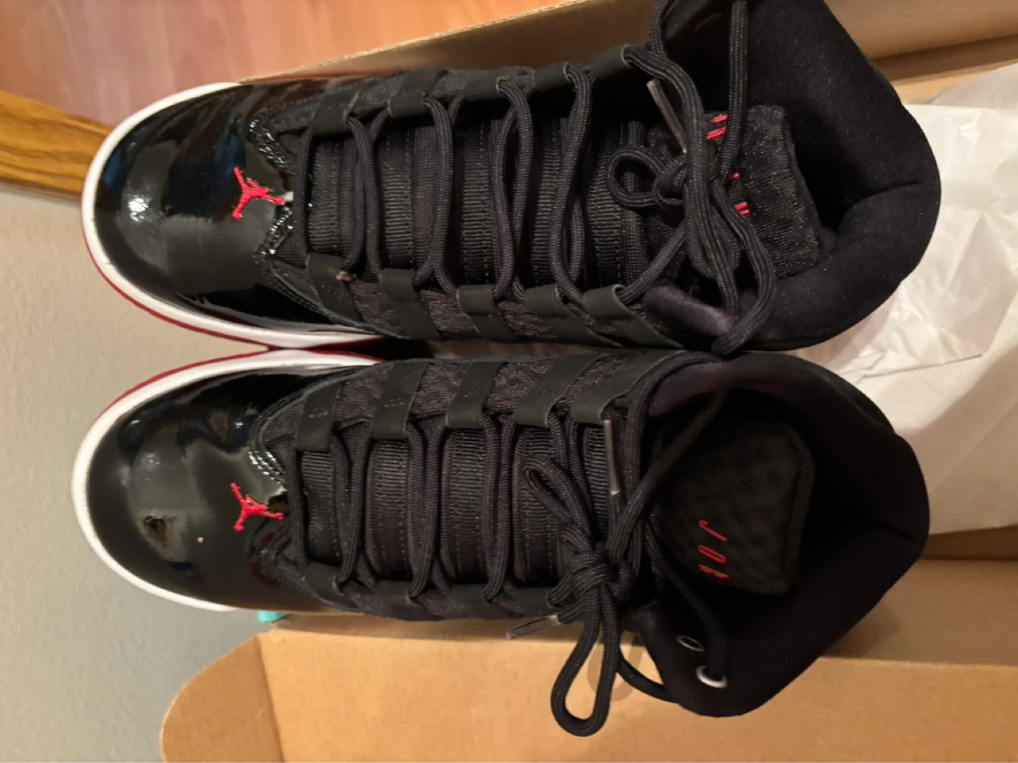 Jordan Max Aura 2 Sneakers Black Red White - photo 4