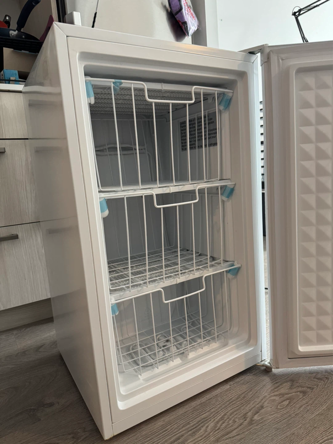 Koolatron Upright Freezer - photo 2
