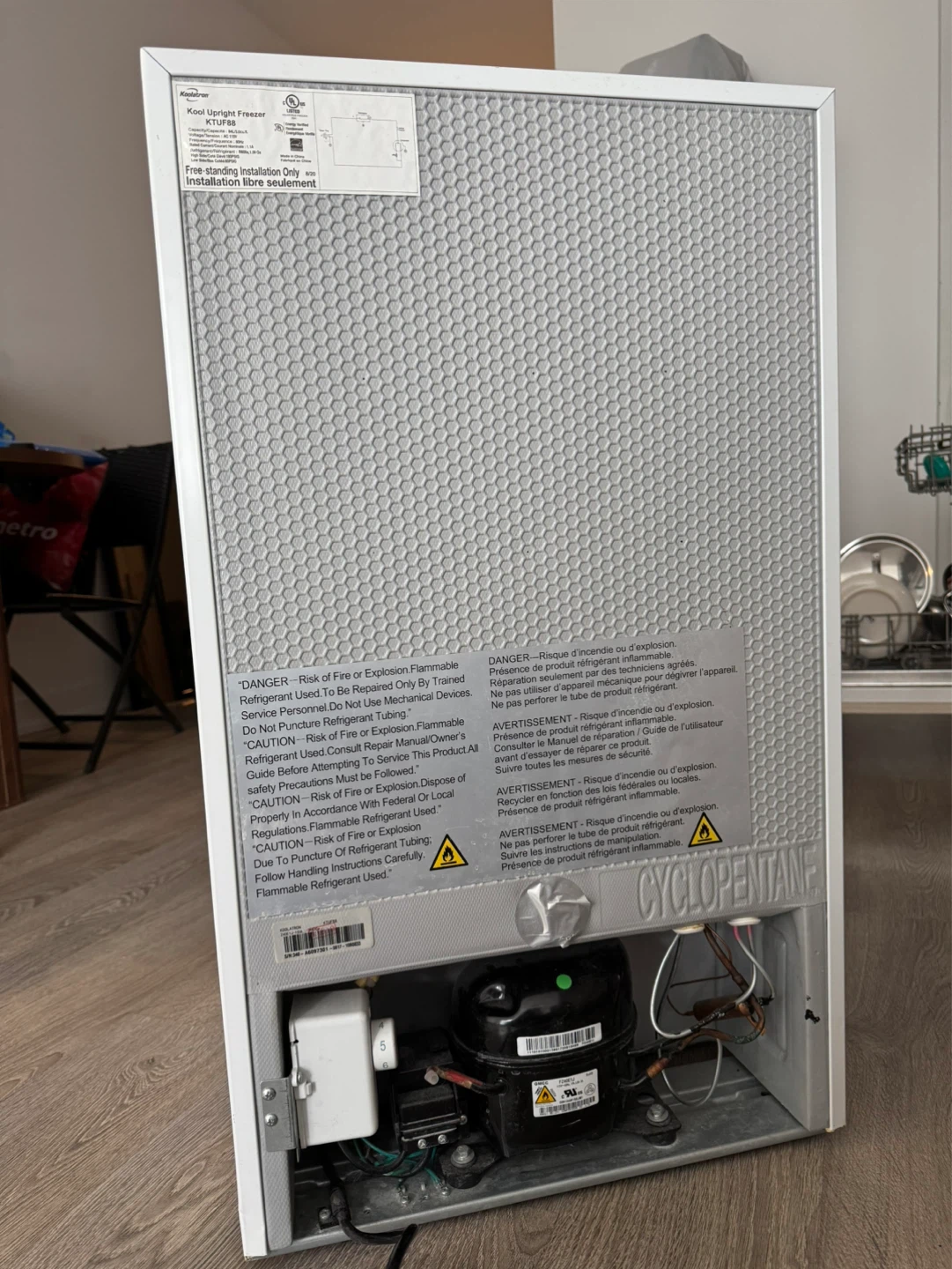 Koolatron Upright Freezer - photo 3