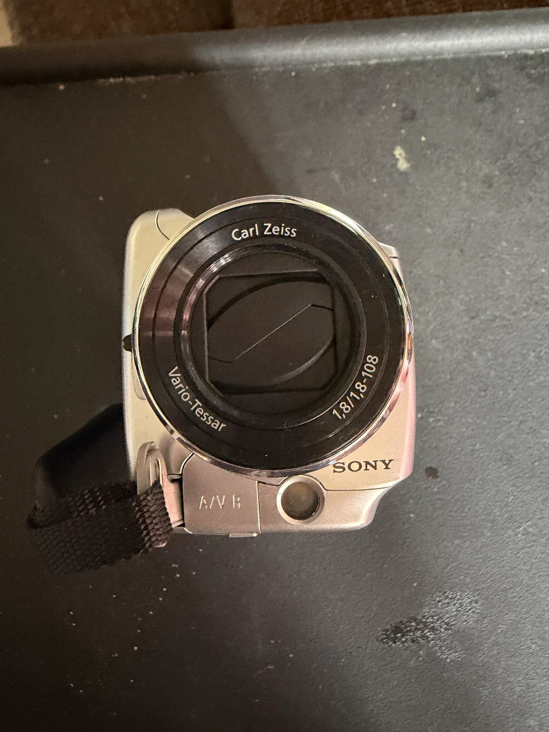 Sony Handycam DCR-SR68 Camcorder with 60x Optical Zoom - photo 4