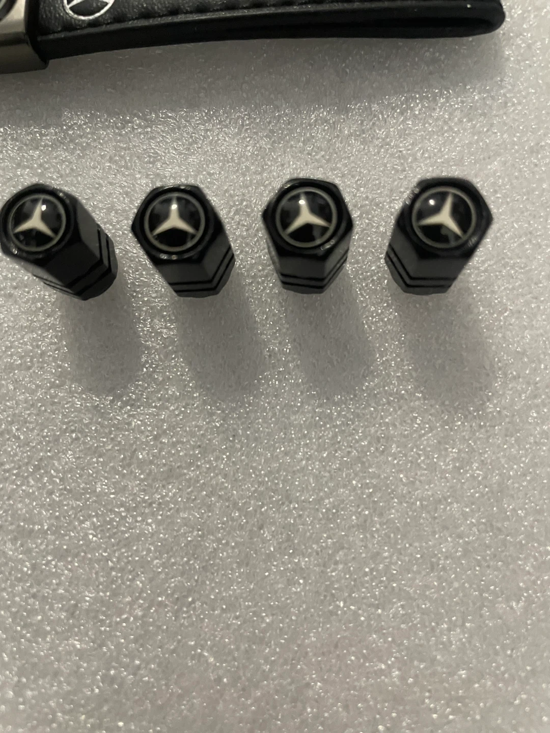 Mercedes-Benz Keychain and Tire Valve Caps Set - photo 2