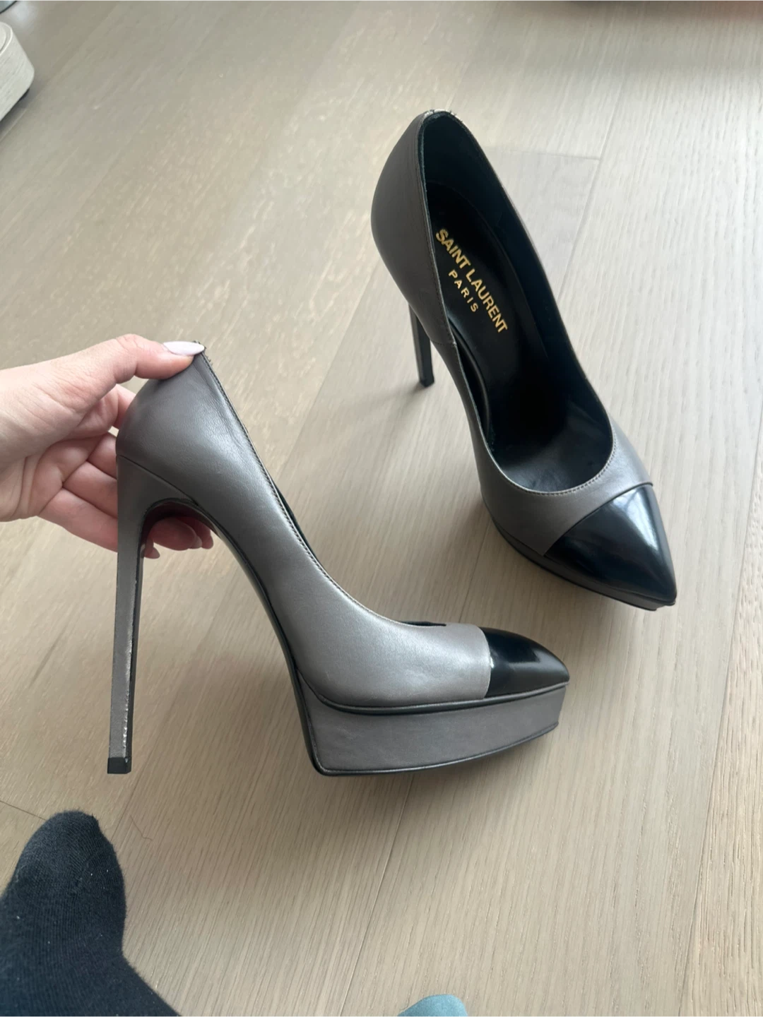 YSL Saint Laurent Janis Platform Pump Size 36 EU / 5.5 US $1095