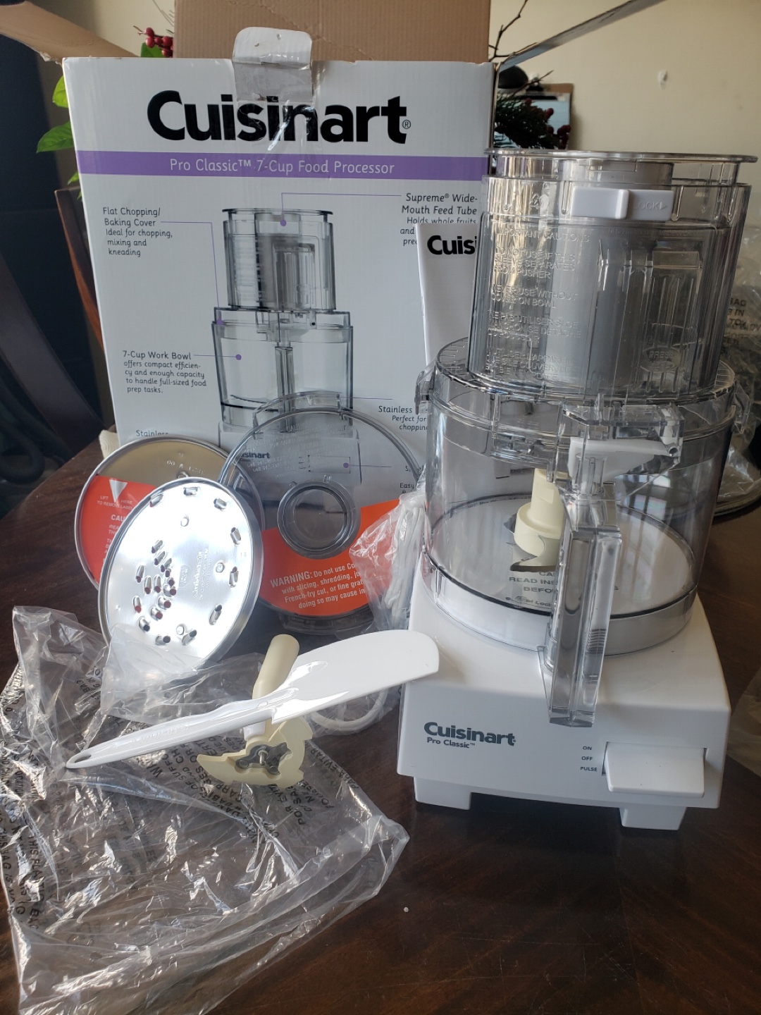 Cuisinart Pro Classic 7-Cup Food Processor DLC-10SY - photo 3