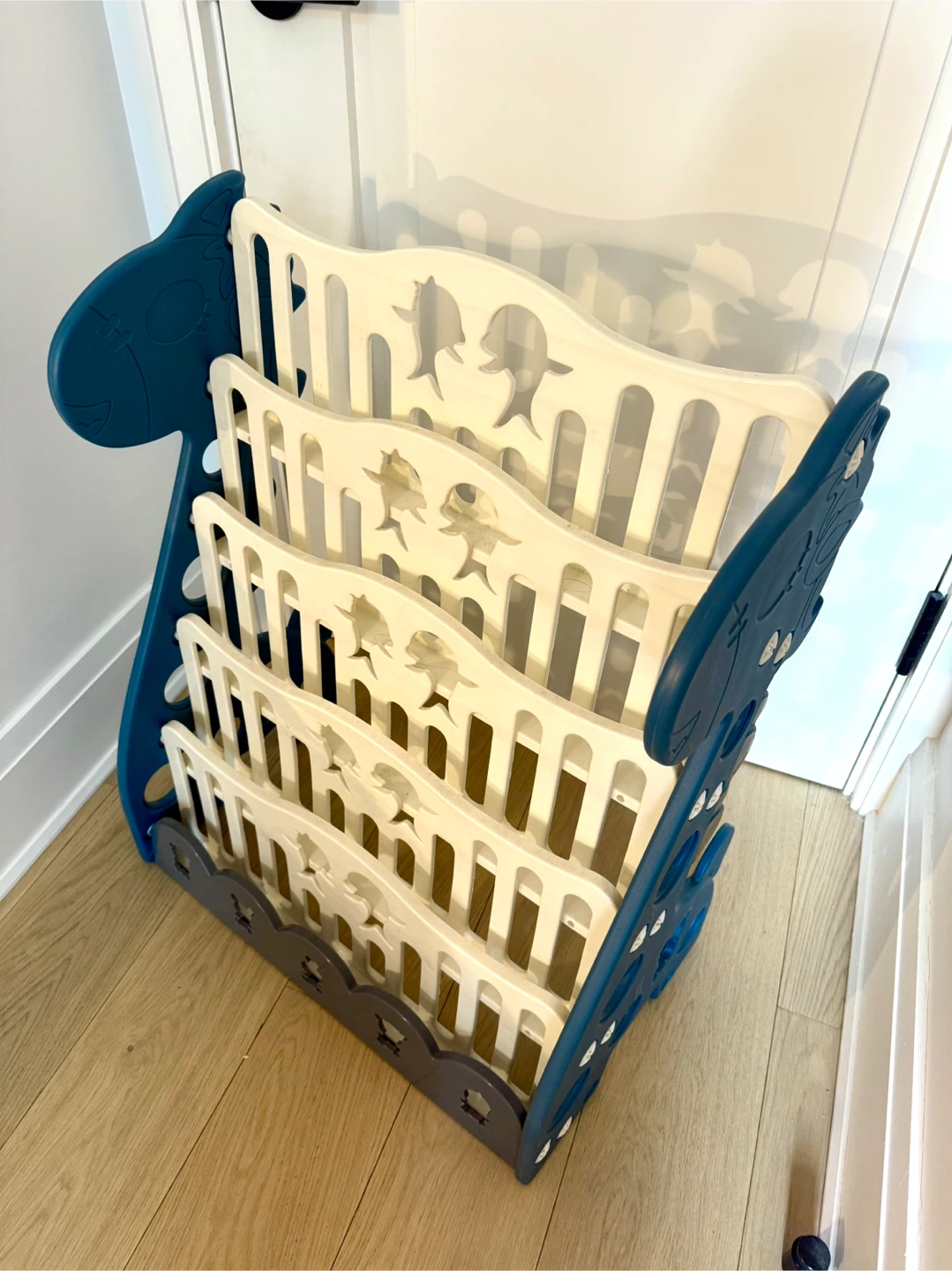 Cute Kids 5-Tier Book Display Shelf - photo 2
