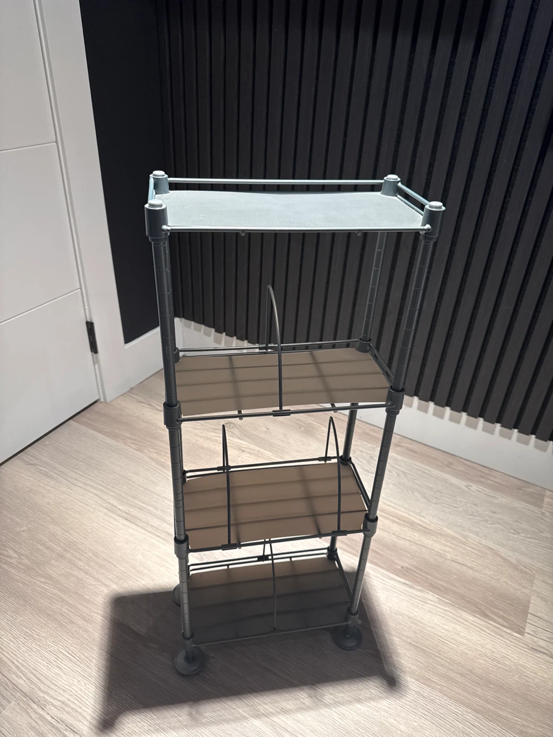 Grey 4-Tier Metal Shelf Unit