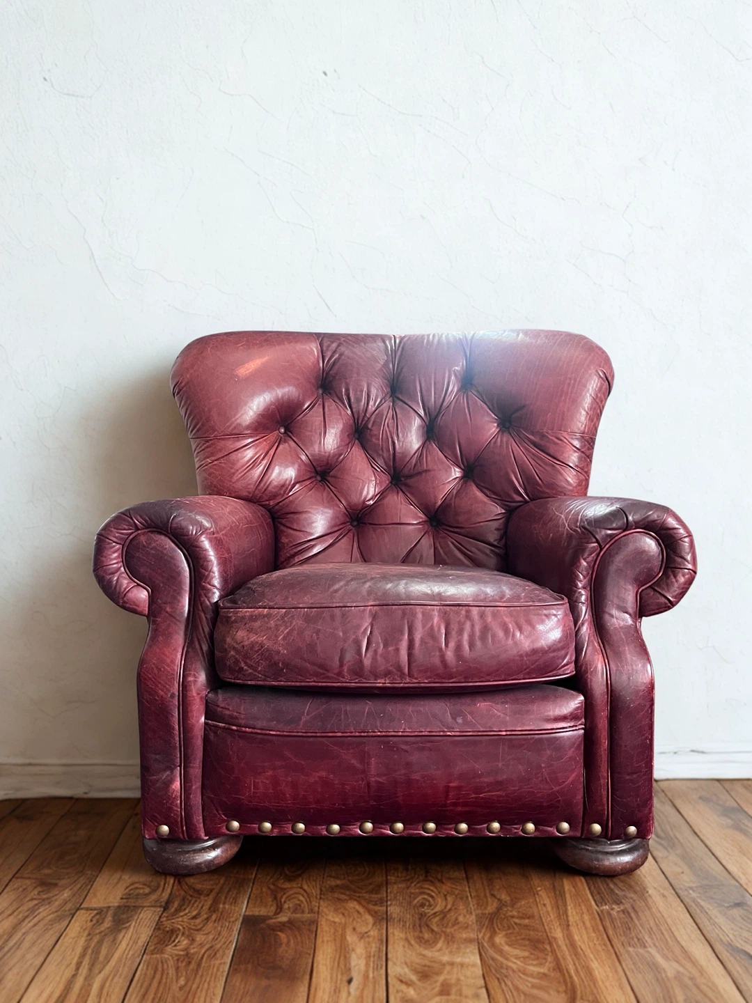 FREE Tufted Leather Club Chair - Pick Up Only