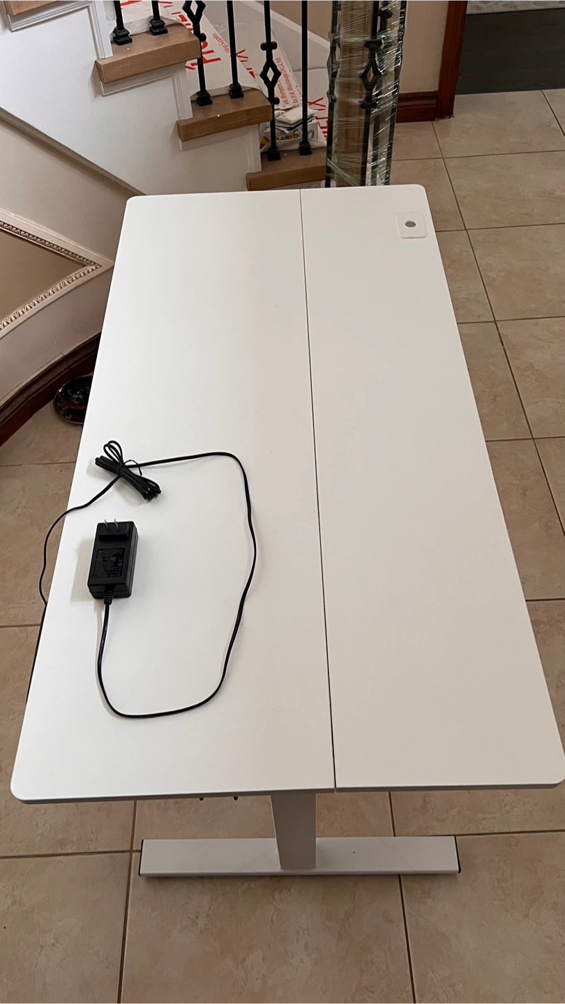 White Standing Desk with Power Adapter - photo 3