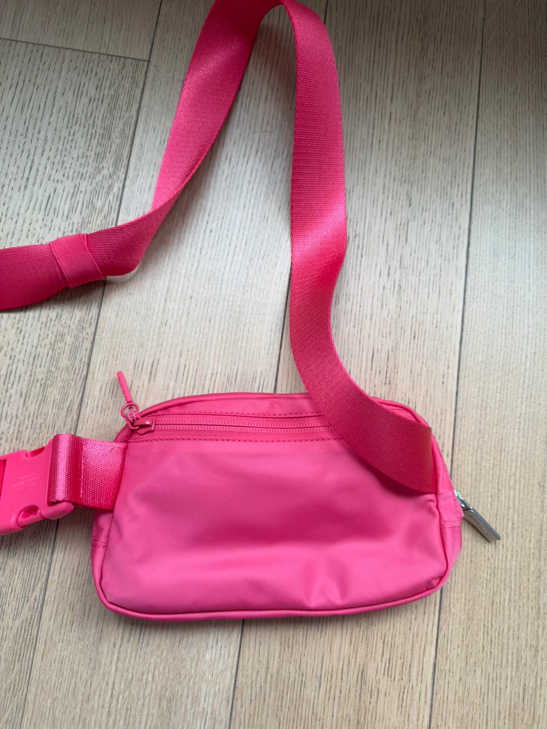 Lululemon Everywhere Belt Bag - Pink - photo 2