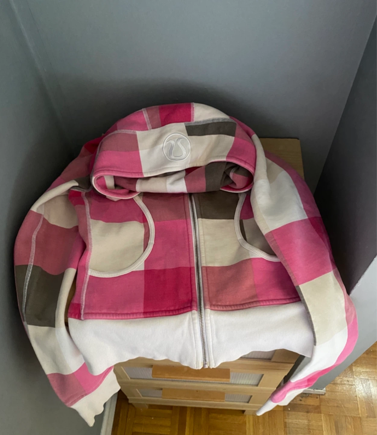 Lululemon Plaid Zip-Up scuba