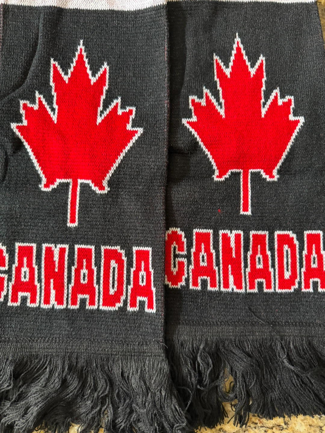 Canada Maple Leaf Scarf - photo 2